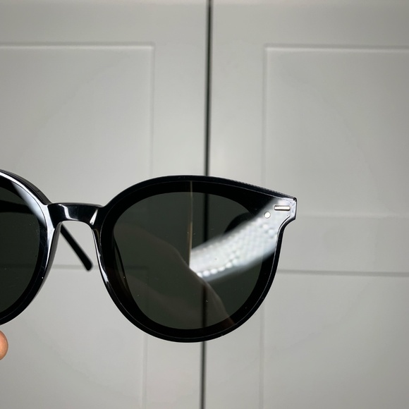 Gentle Monster East Moon Black Sunglasses - Picture 8 of 10